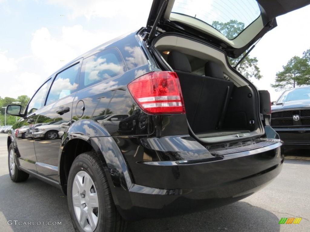 2012 Journey SE - Brilliant Black Crystal Pearl / Black photo #8