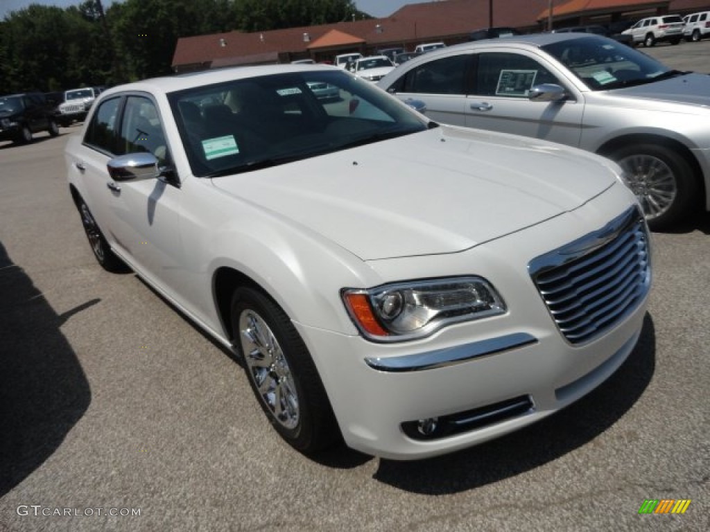Ivory TriCoat Pearl 2012 Chrysler 300 Limited Exterior