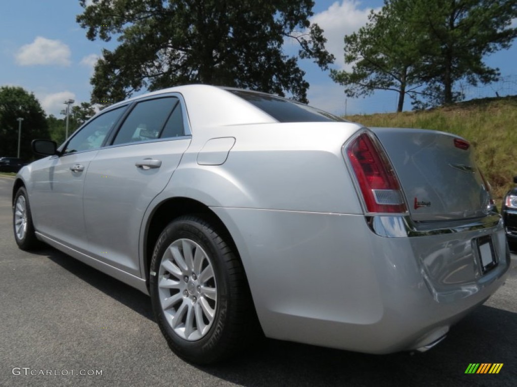 2012 300  - Bright Silver Metallic / Black photo #2