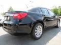 Black - 200 Touring Sedan Photo No. 3