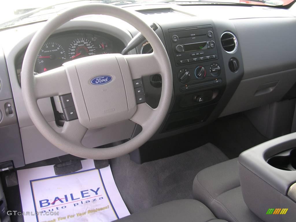 2006 F150 XLT SuperCab - True Blue Metallic / Medium/Dark Flint photo #8