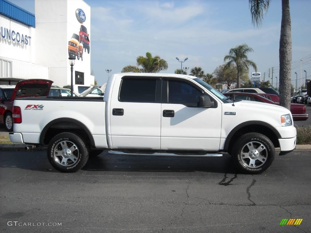 2006 F150 FX4 SuperCrew 4x4 - Oxford White / Black/Medium Flint photo #2