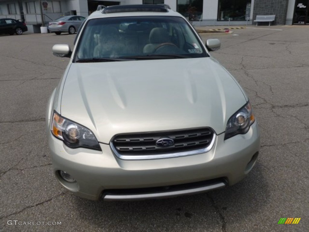 2005 Outback 3.0 R L.L. Bean Edition Wagon - Champagne Gold Opal / Taupe photo #2