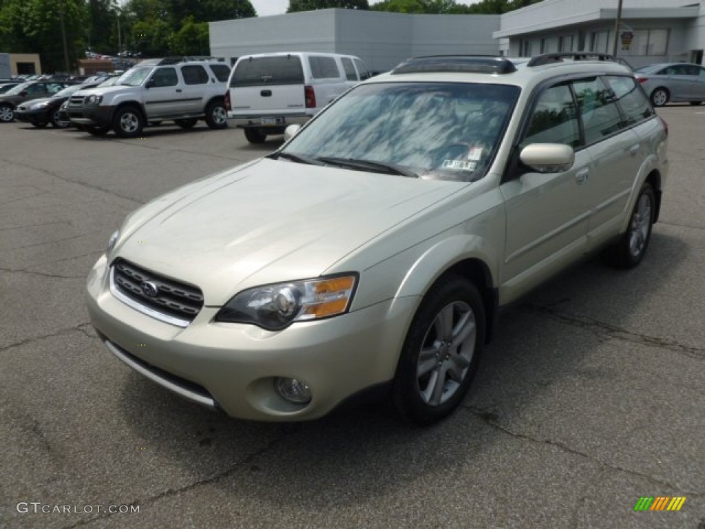 2005 Outback 3.0 R L.L. Bean Edition Wagon - Champagne Gold Opal / Taupe photo #3