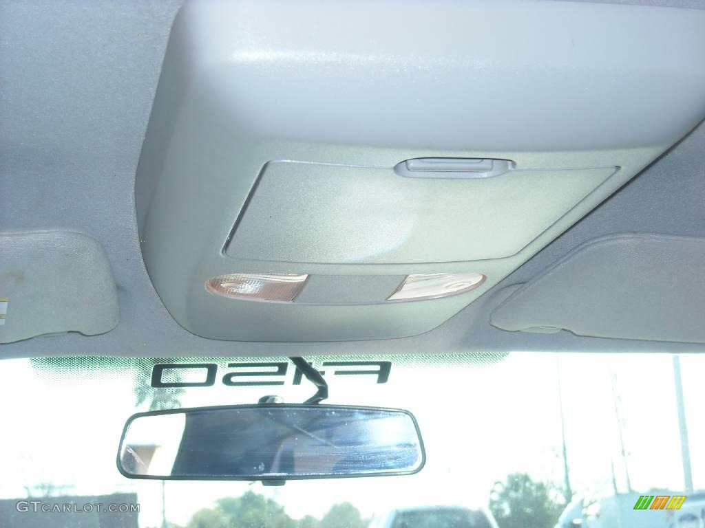 2006 F150 FX4 SuperCrew 4x4 - Oxford White / Black/Medium Flint photo #27