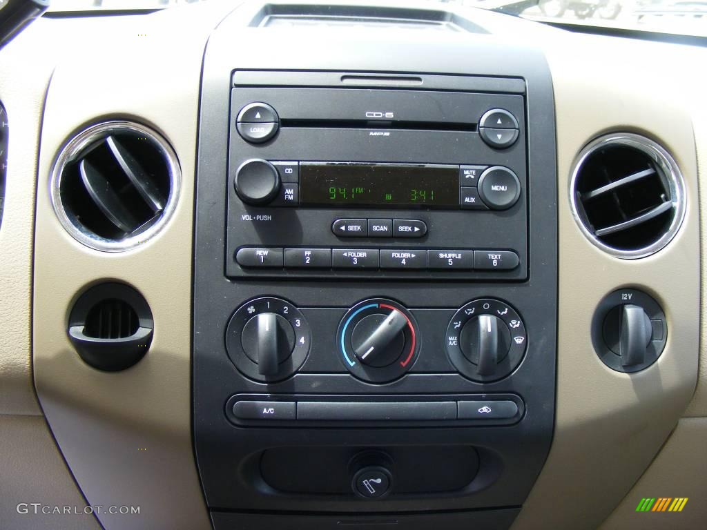 2006 F150 XLT SuperCrew - Oxford White / Tan photo #36