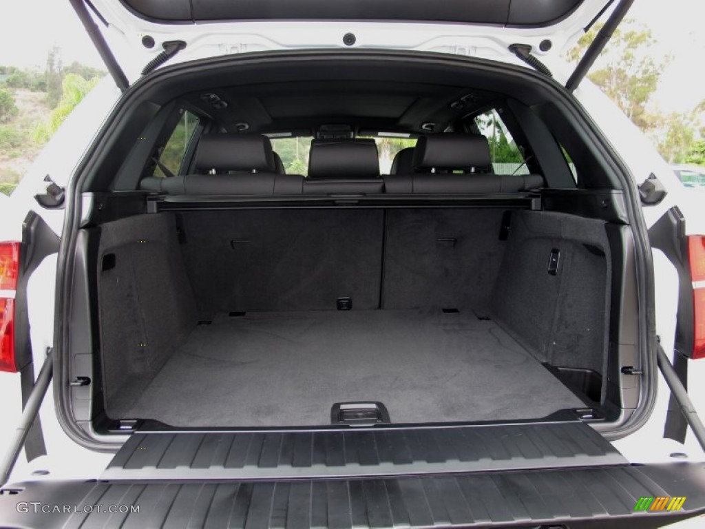 2013 BMW X5 xDrive 50i Trunk Photo #67019388