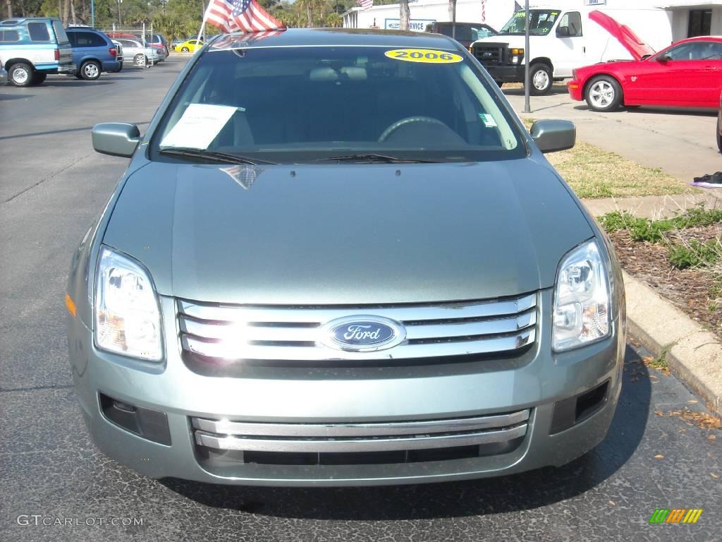 2006 Fusion SE V6 - Titanium Green Metallic / Charcoal Black photo #8