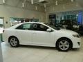 Super White - Camry SE Photo No. 1