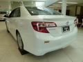 Super White - Camry SE Photo No. 4