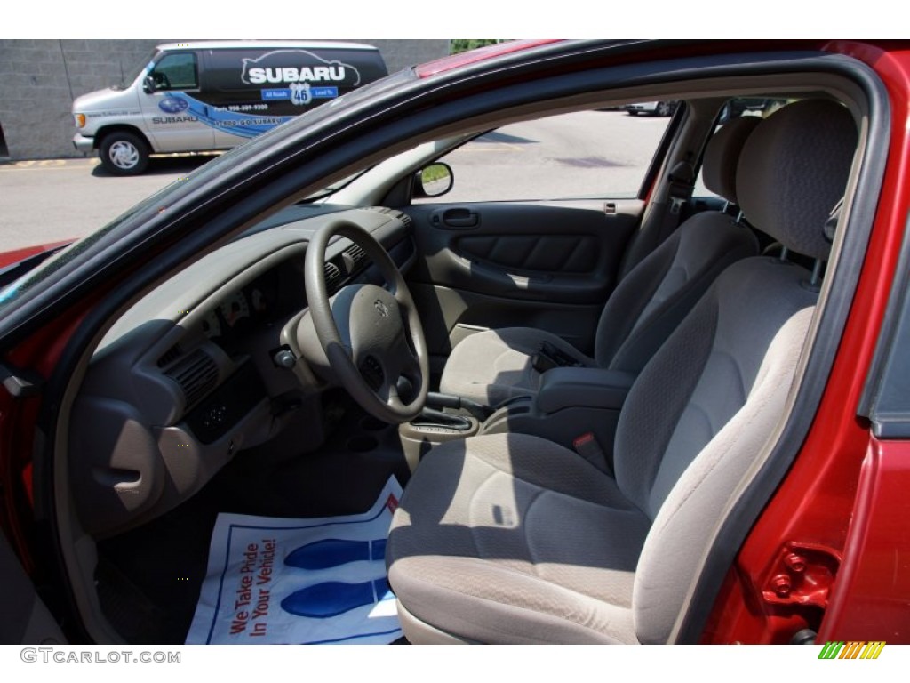 2002 Stratus SE Sedan - Inferno Red Pearl / Dark Slate Gray photo #10