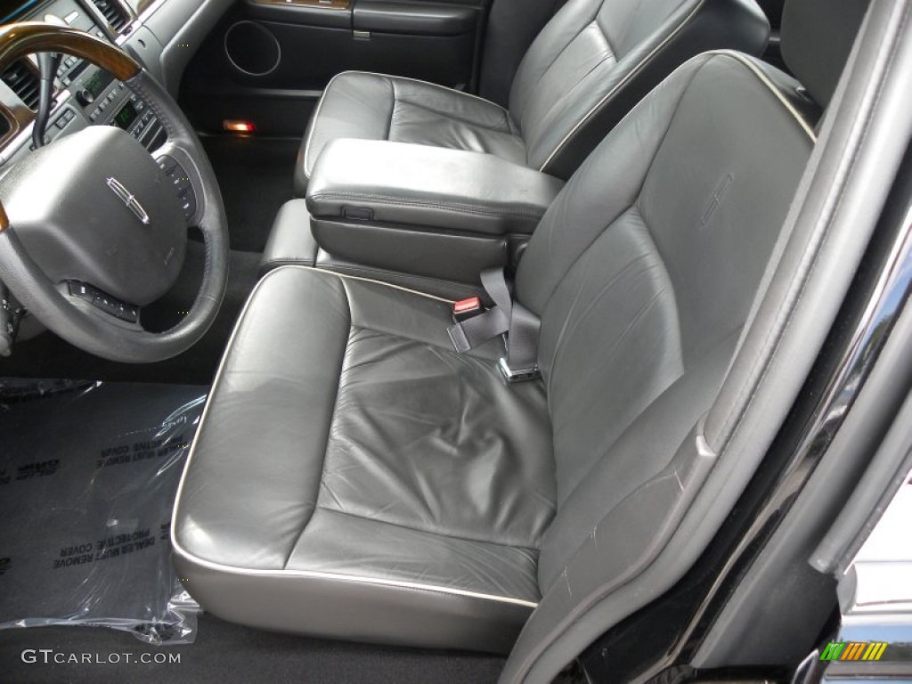 Black Interior 2007 Lincoln Town Car Designer Photo #67029171