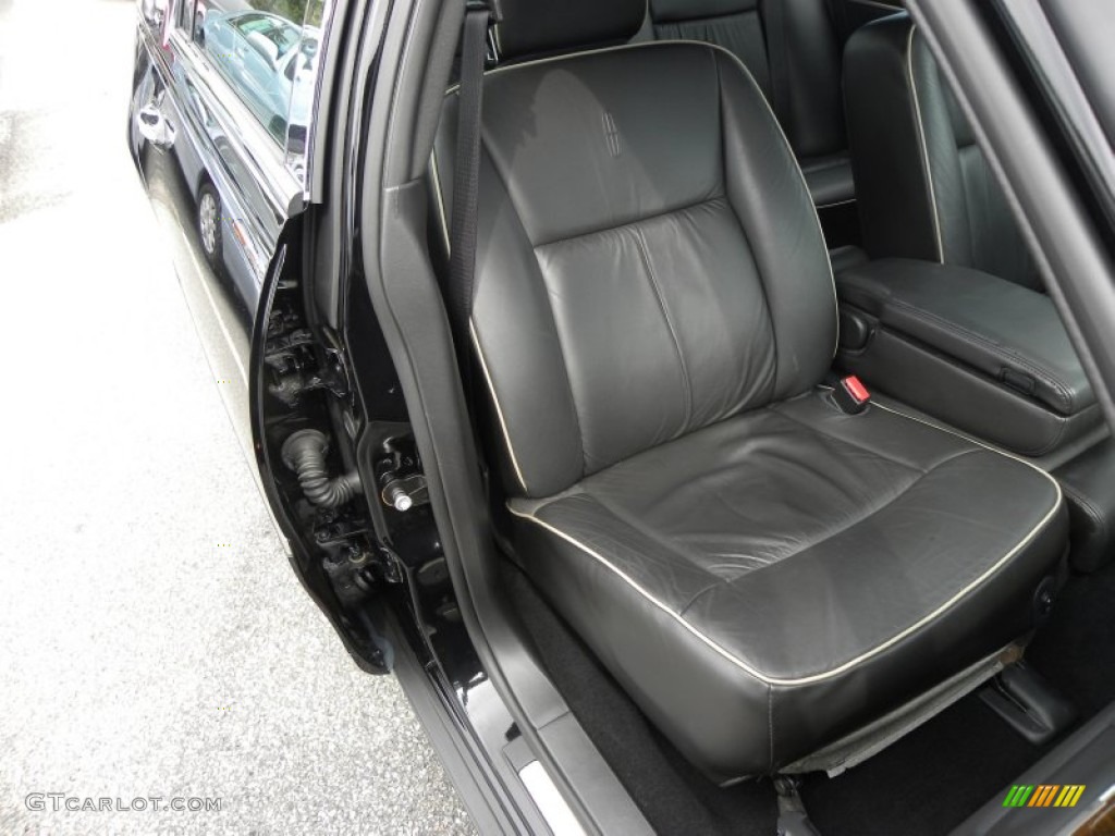 2007 Lincoln Town Car Designer Front Seat Photo #67029213