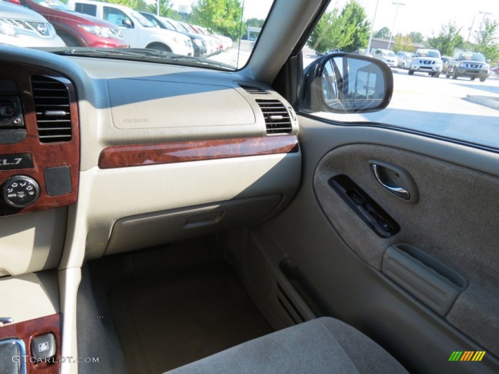 2003 XL7 Touring - Black Onyx / Gray photo #17