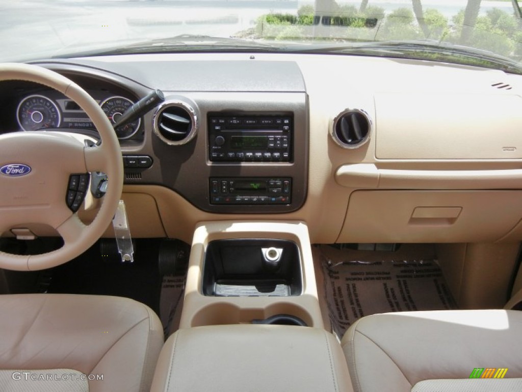 2006 Expedition Eddie Bauer - Dark Stone Metallic / Medium Parchment photo #48