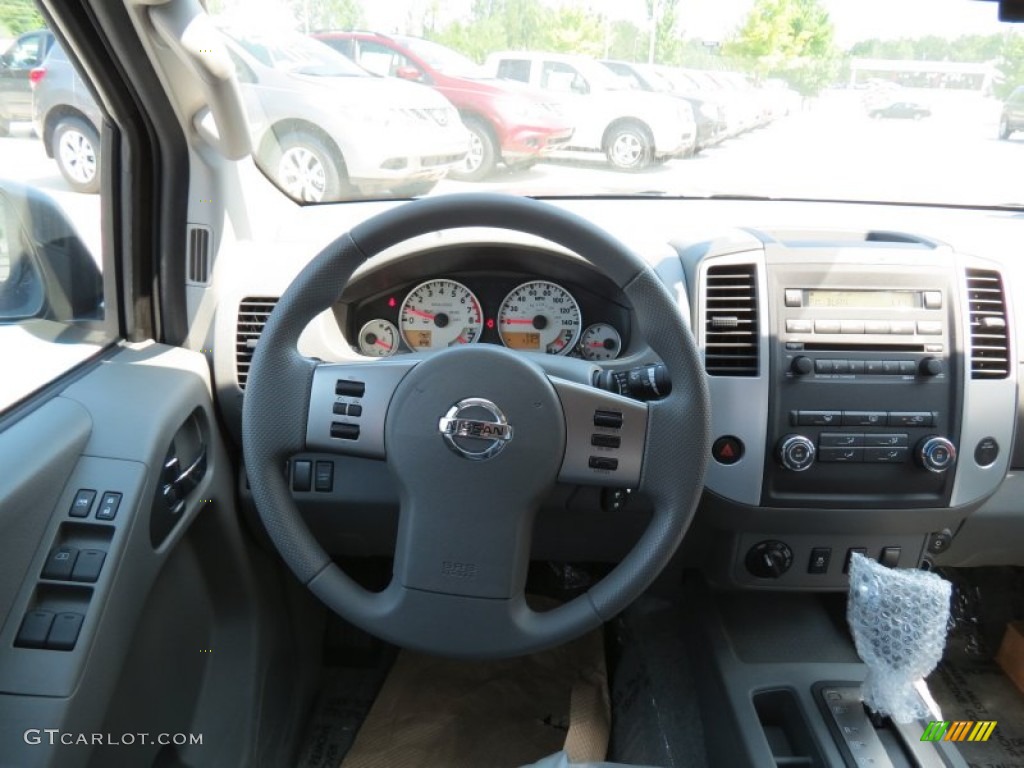 2012 Frontier SV Crew Cab 4x4 - Super Black / SV Sport Graphite photo #14