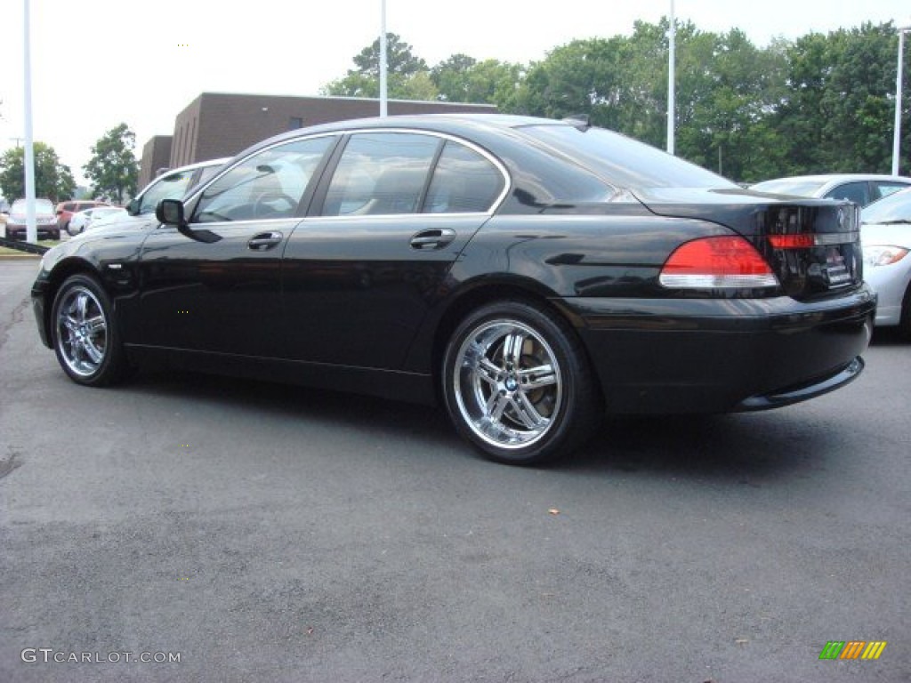 2002 7 Series 745i Sedan - Black Sapphire Metallic / Beige III photo #4