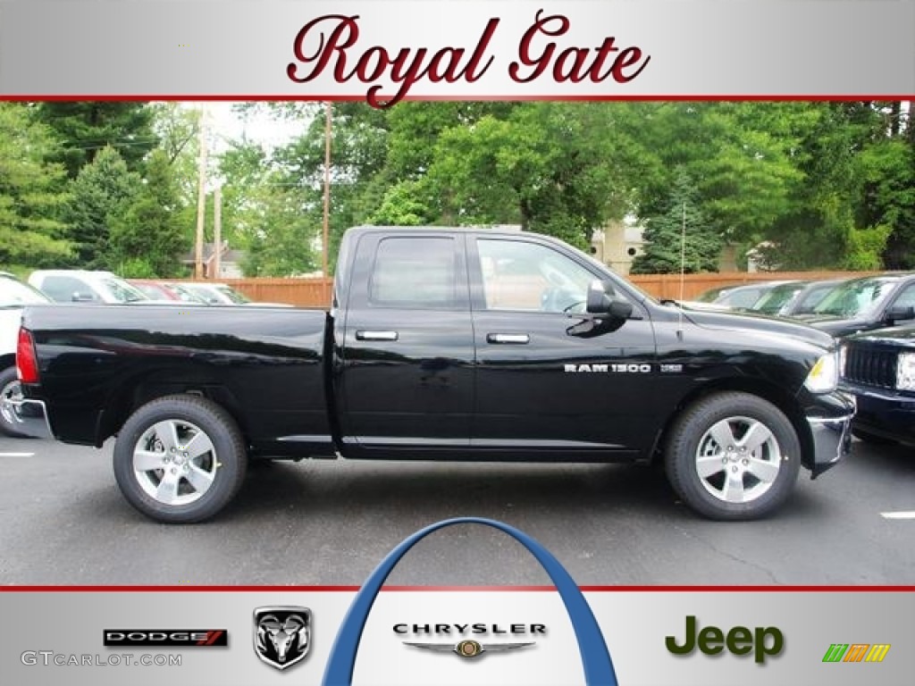 2012 Ram 1500 SLT Quad Cab 4x4 - Black / Dark Slate Gray/Medium Graystone photo #1