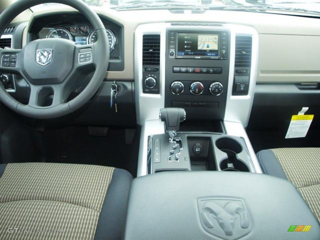 2012 Ram 1500 SLT Crew Cab 4x4 - Black / Dark Slate Gray/Medium Graystone photo #6