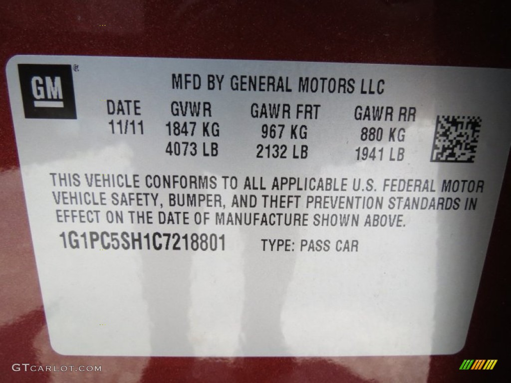 2012 Cruze LS - Autumn Red Metallic / Jet Black/Medium Titanium photo #15