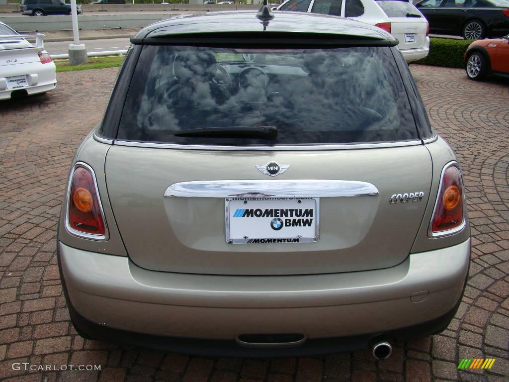 2007 Cooper Hardtop - Sparkling Silver Metallic / Grey/Carbon Black photo #12