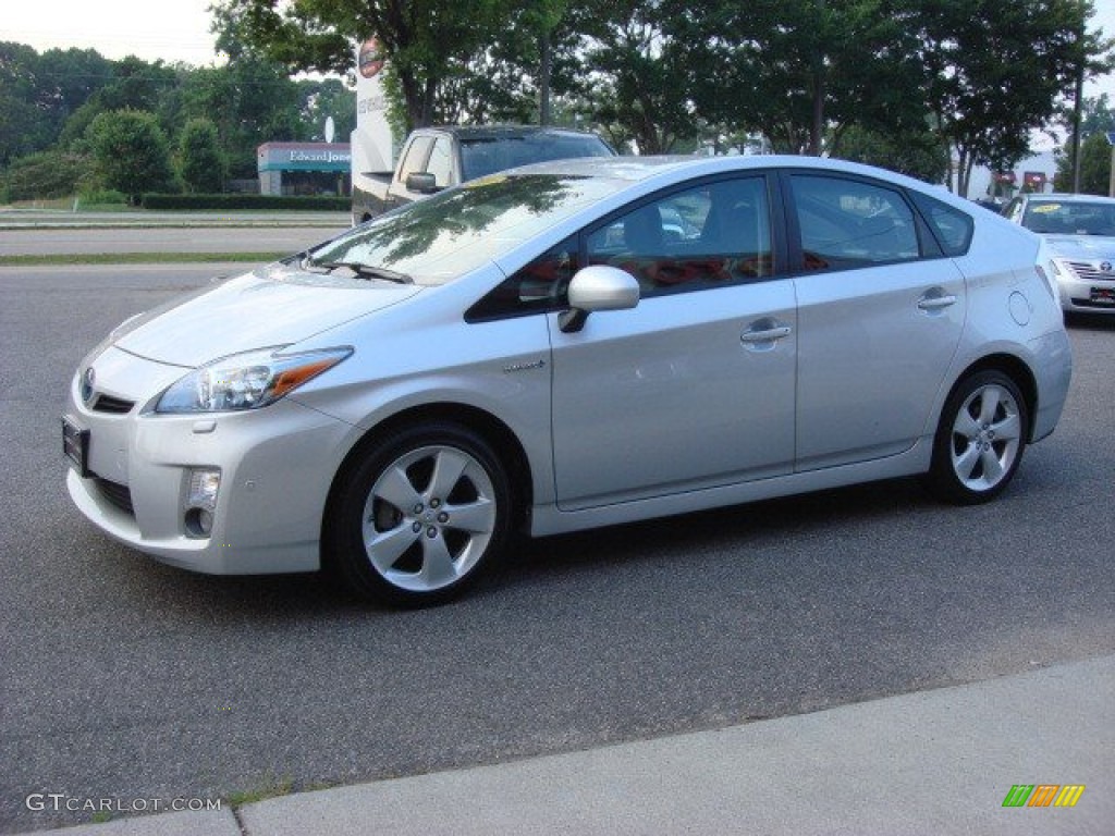 Classic Silver Metallic 2010 Toyota Prius Hybrid V Exterior Photo #67035945