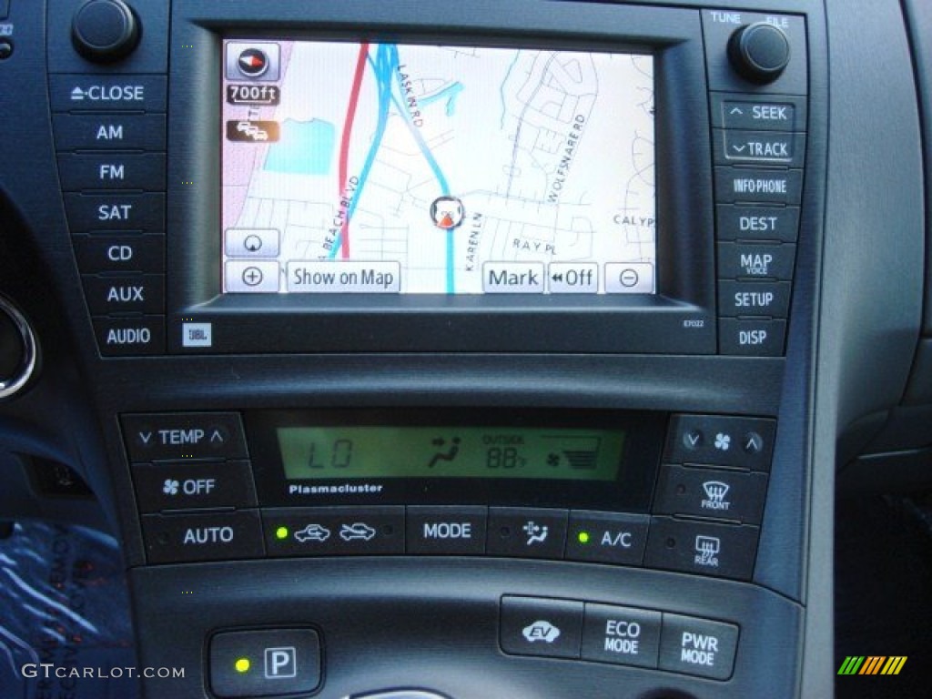 2010 Toyota Prius Hybrid V Navigation Photos