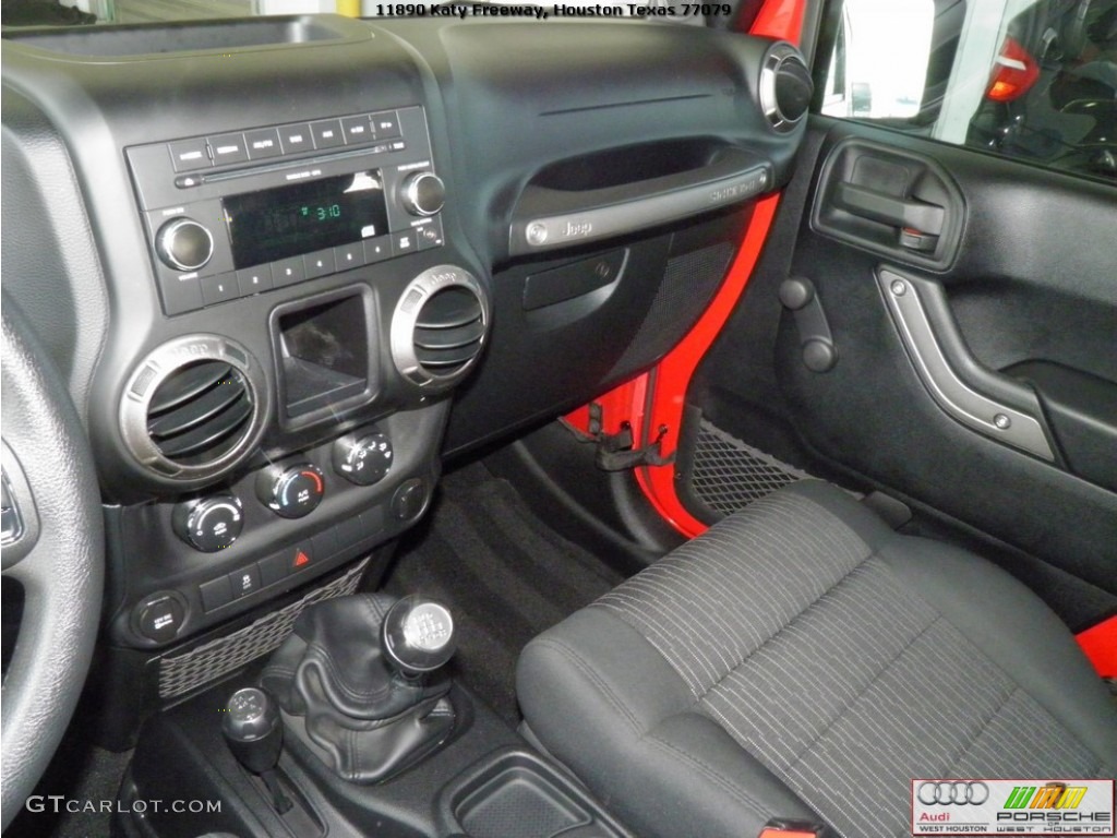 2011 Wrangler Sport S 4x4 - Flame Red / Black photo #9