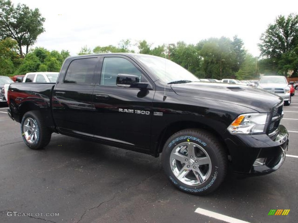 2012 Ram 1500 Sport Crew Cab 4x4 - Black / Dark Slate Gray photo #2