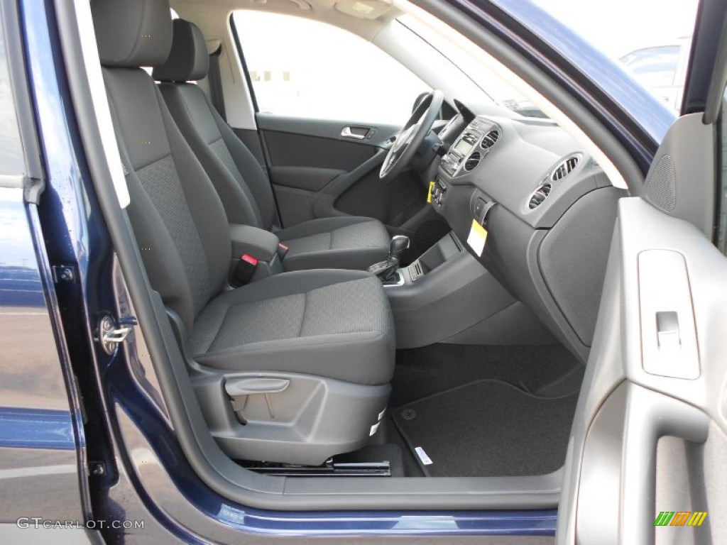 Black Interior 2012 Volkswagen Tiguan S Photo #67039752