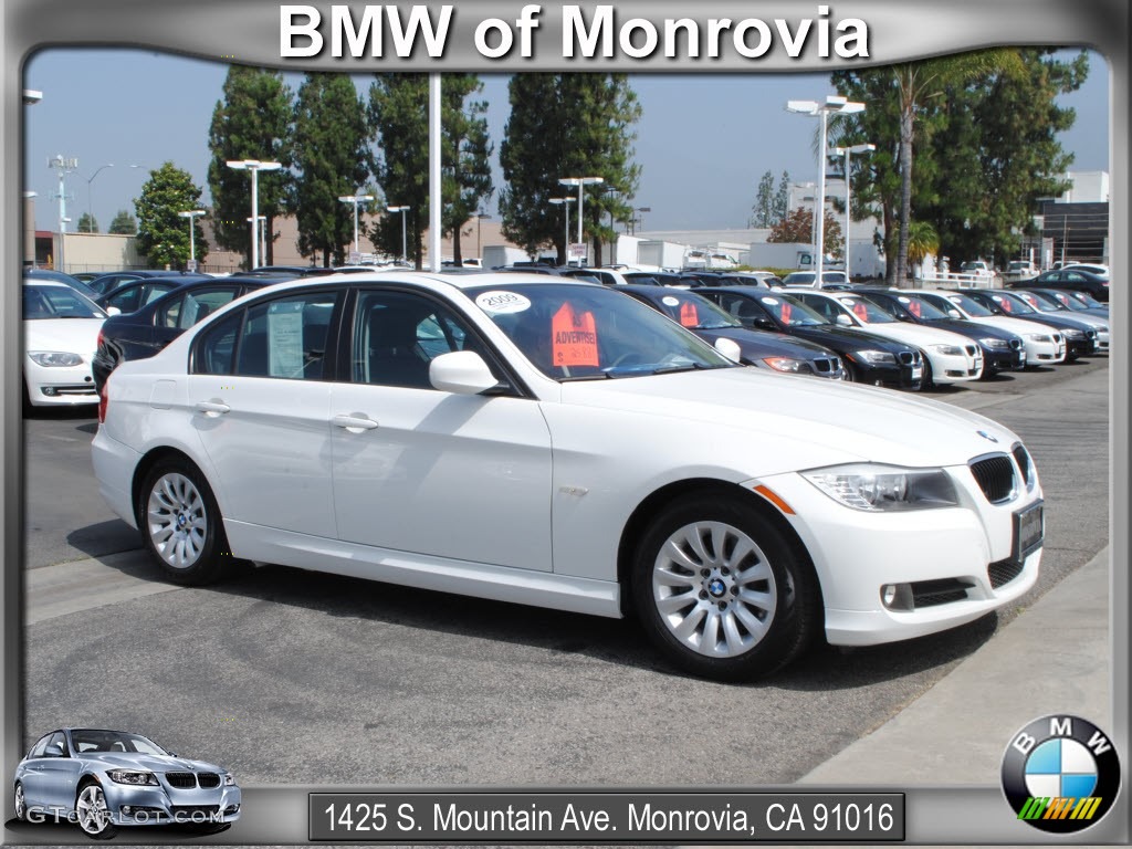 2009 3 Series 328i Sedan - Alpine White / Black photo #1