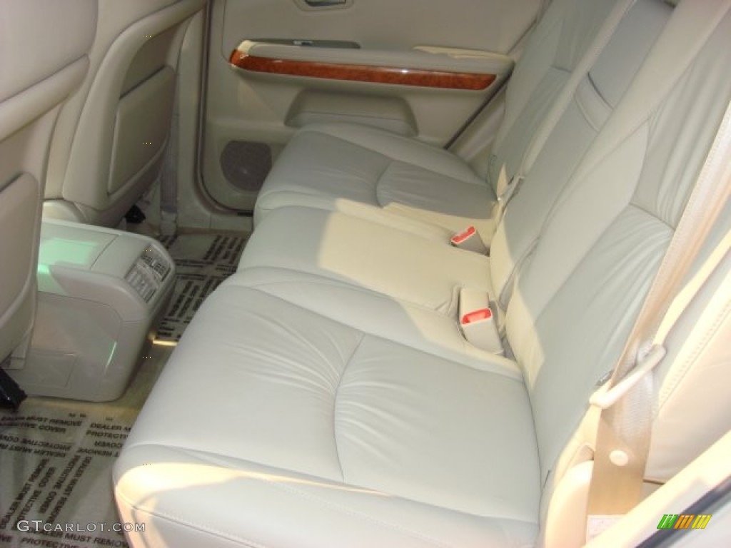 2004 Lexus RX 330 AWD Rear Seat Photo #67040043