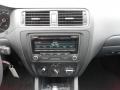 Candy White - Jetta SE Sedan Photo No. 16