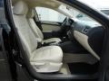 Black - Jetta SE Sedan Photo No. 13