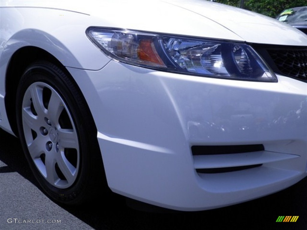 2009 Civic LX Coupe - Taffeta White / Gray photo #2