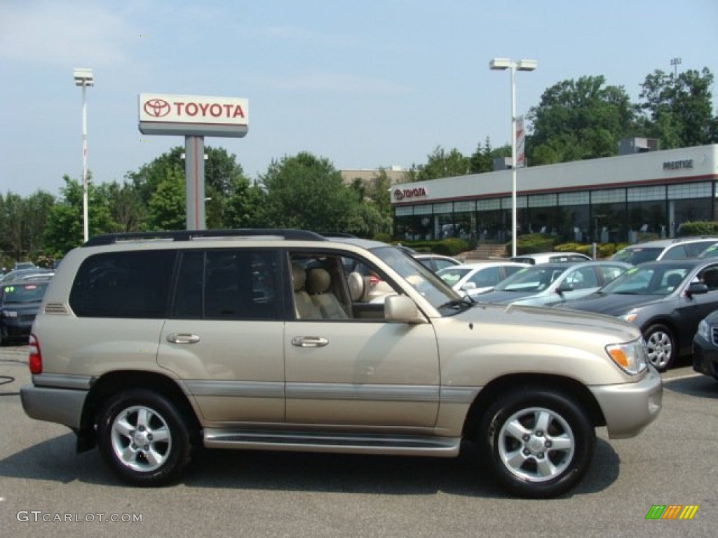 2004 Land Cruiser  - Sonora Gold Pearl / Ivory photo #1