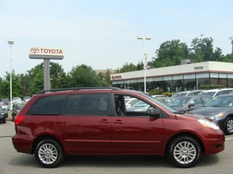 2009 Toyota Sienna LE AWD Data, Info and Specs