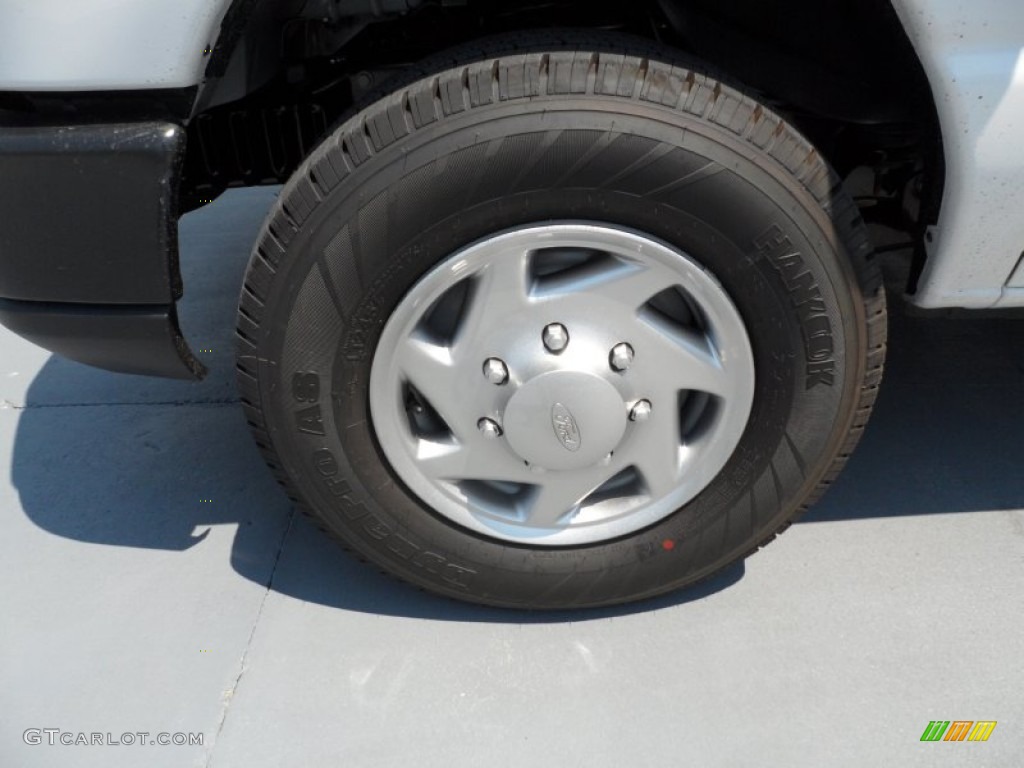 2012 Ford E Series Van E350 XL Extended Passenger Wheel Photo #67047185