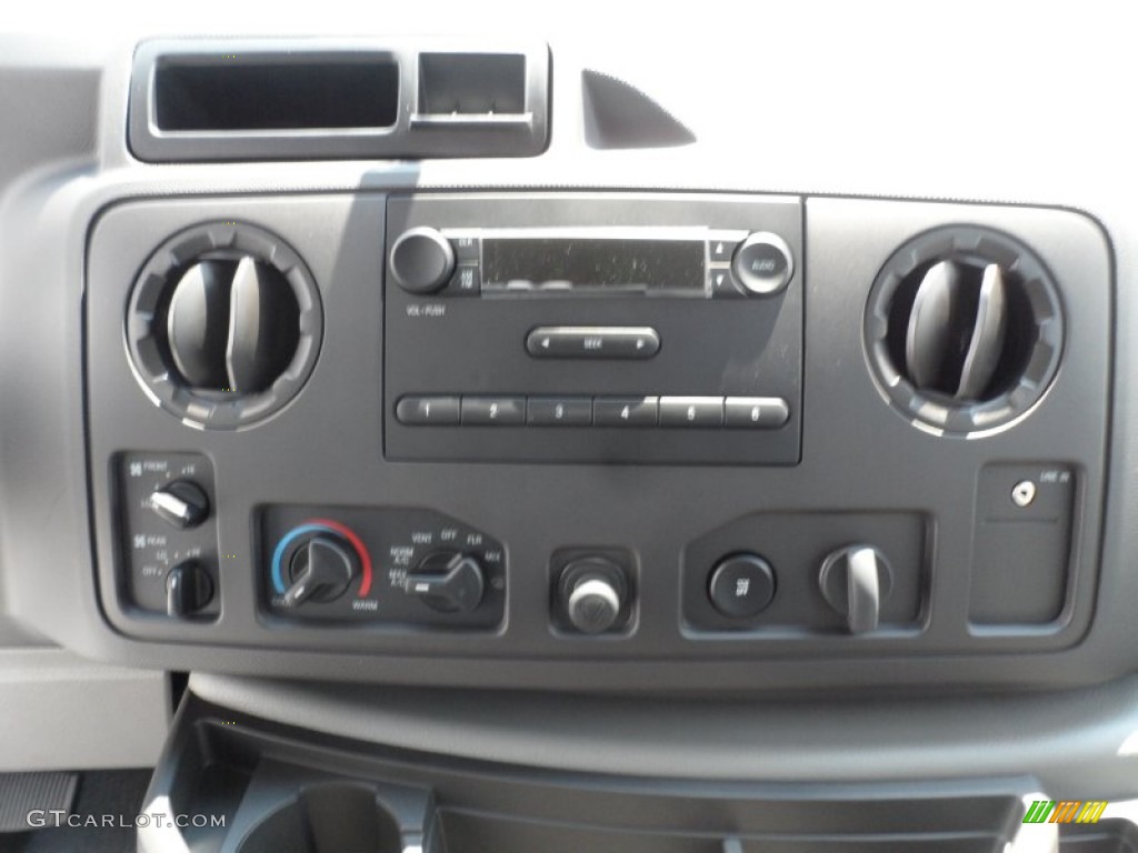 2012 Ford E Series Van E350 XL Extended Passenger Controls Photo #67047327