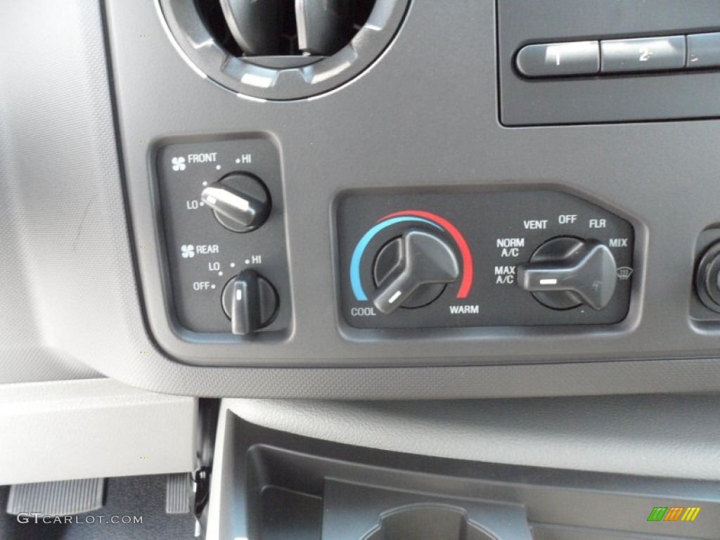 2012 Ford E Series Van E350 XL Extended Passenger Controls Photo #67047345
