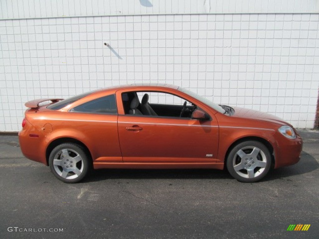 2007 Cobalt SS Coupe - Sunburst Orange Metallic / Gray photo #2