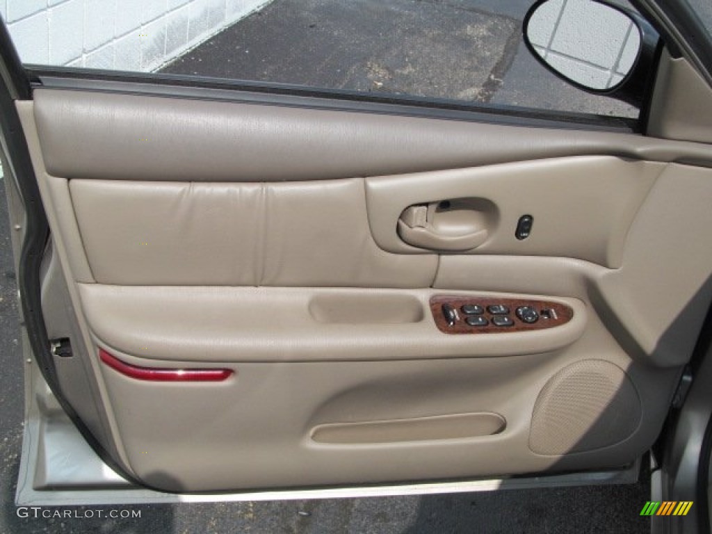 2003 Century Custom - Light Sandrift Metallic / Taupe photo #12