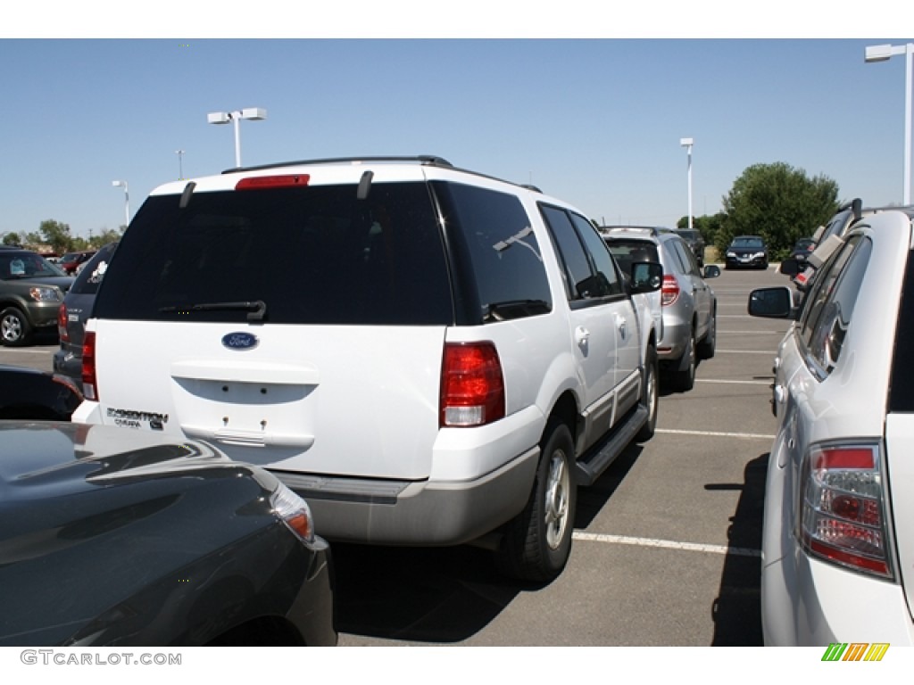 2003 Expedition XLT 4x4 - Oxford White / Flint Grey photo #2
