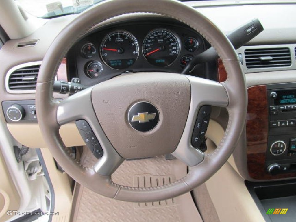 2009 Chevrolet Silverado 1500 LTZ Crew Cab 4x4 Light Cashmere Steering Wheel Photo #67053714