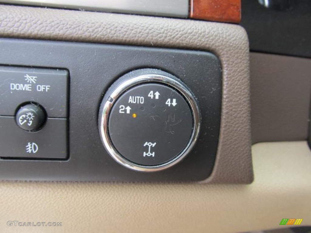 2009 Chevrolet Silverado 1500 LTZ Crew Cab 4x4 Controls Photo #67053732