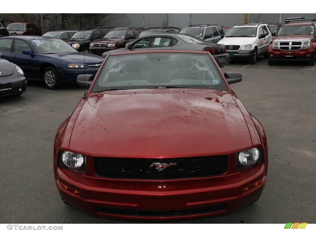 2007 Mustang V6 Deluxe Convertible - Redfire Metallic / Dark Charcoal photo #2