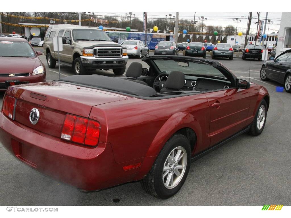 2007 Mustang V6 Deluxe Convertible - Redfire Metallic / Dark Charcoal photo #5