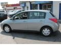 Magnetic Gray - Versa 1.8 S Hatchback Photo No. 12