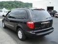 2003 Brilliant Black Pearl Chrysler Town & Country LXi  photo #4