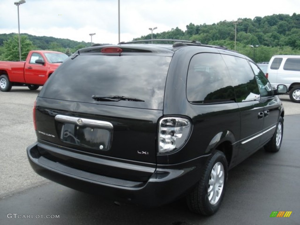 2003 Town & Country LXi - Brilliant Black Pearl / Taupe photo #6